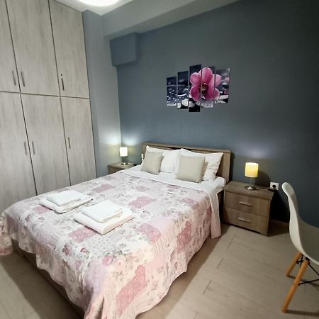 Couple'S Escape Apartment Athens Luaran gambar