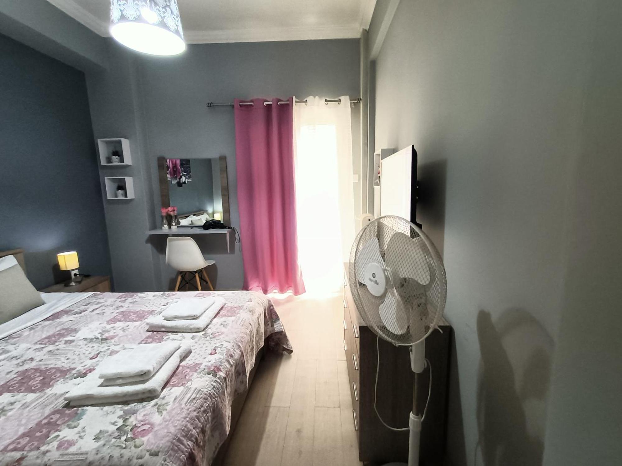 Couple'S Escape Apartment Athens Luaran gambar